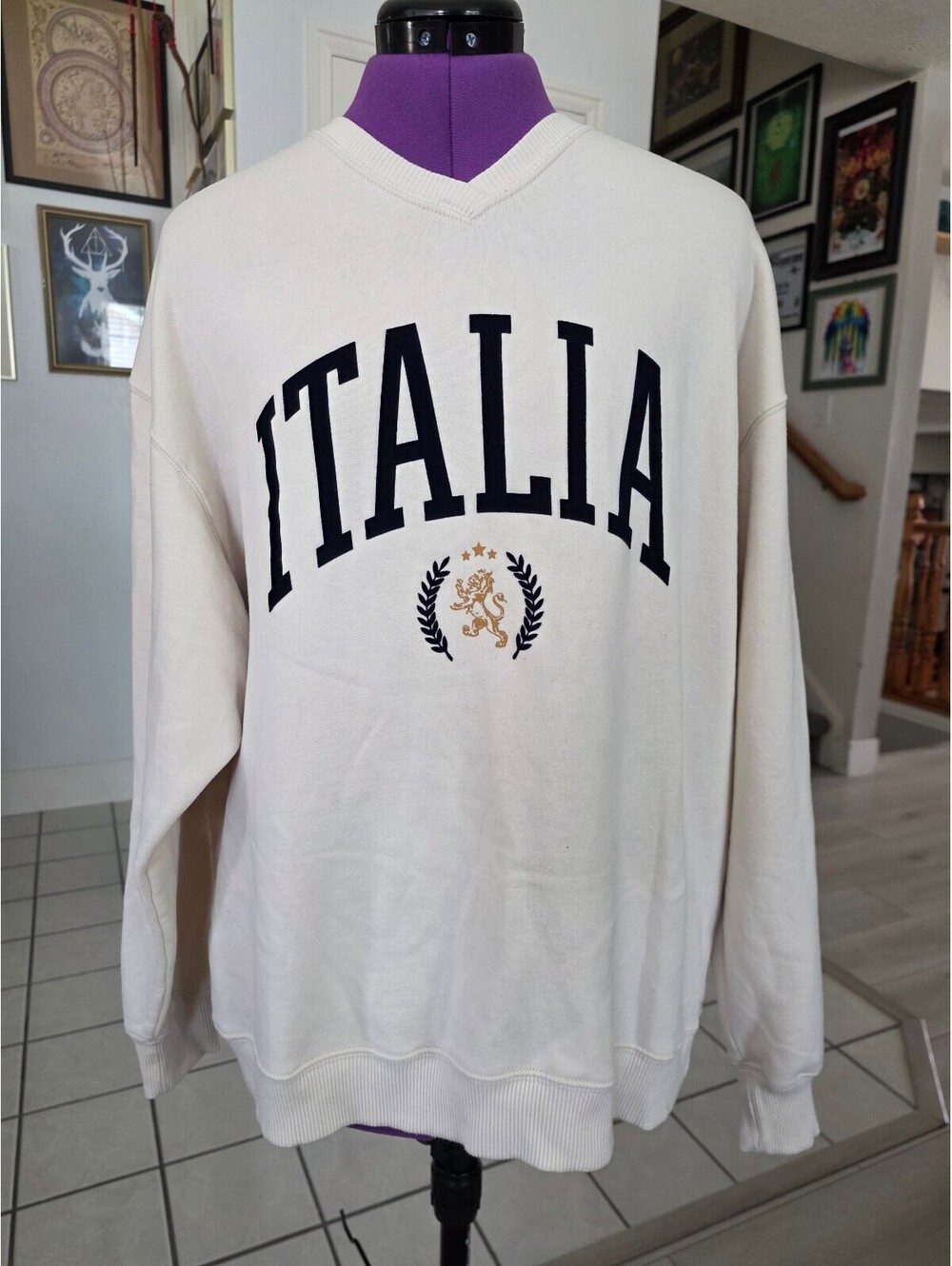 Womens Hollister sweatshirt size small